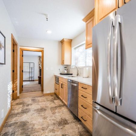 Powder Hound 1 Bedroom Brighton Chalet Esterno foto