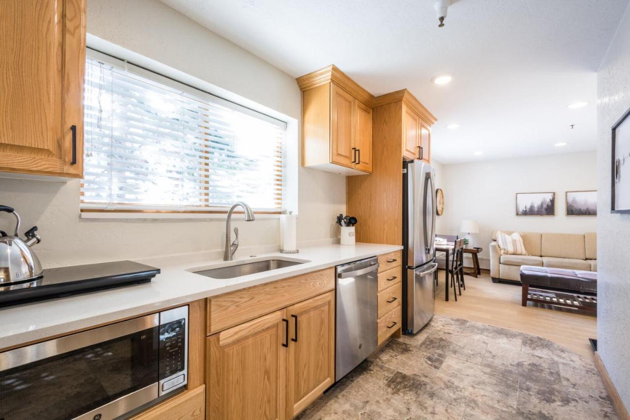 Powder Hound 1 Bedroom Brighton Chalet Esterno foto